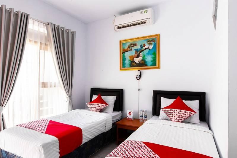 OYO 569 Cigadung Guest House -