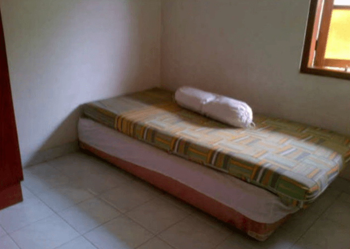 Kost Dewinimbo Family -