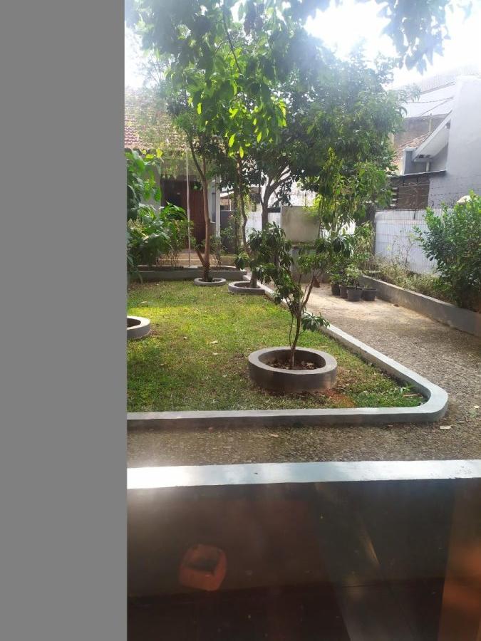Kost Karyawan Pondok Insani -