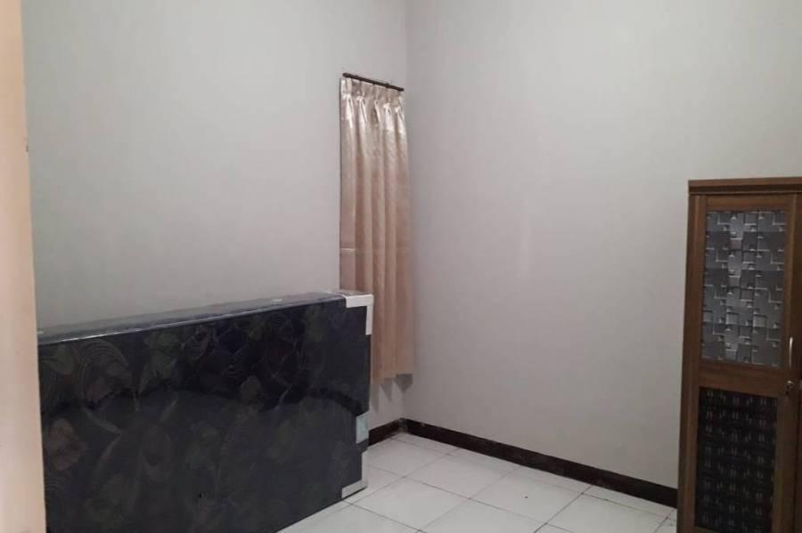 Terima kos Putri Jl Ciganitri -