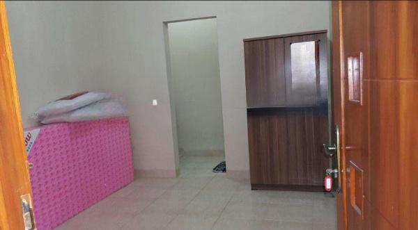 Kost Kaswari -