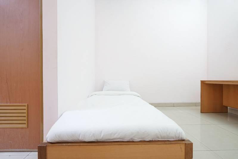 OYO Life 2084 Pasir Kaliki 165 -