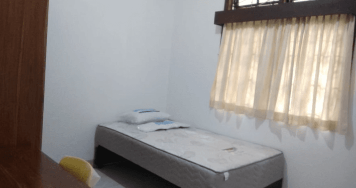 KOS CAMPUR MURAH DeKat PASAR KOpRO -